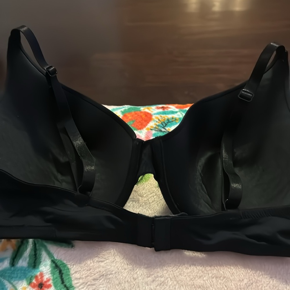 Bra 38D #101 - Picture 2 of 3